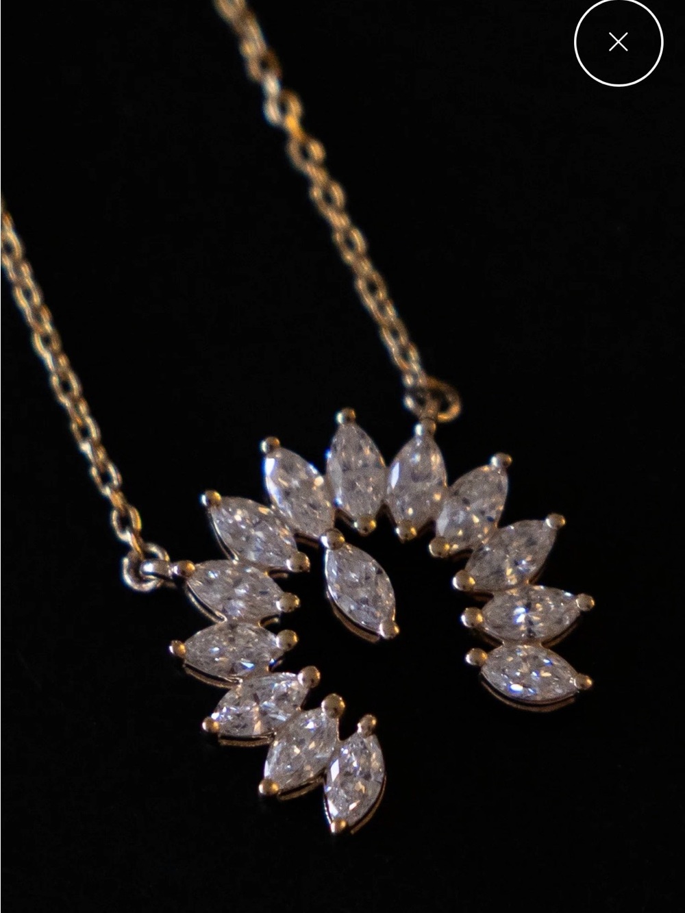 Solid 14k gold and diamond naja western necklace - Picture 3 of 8